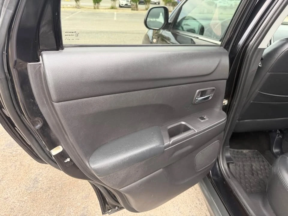 2013 Mitsubishi Outlander Sport - Image 17 of 20