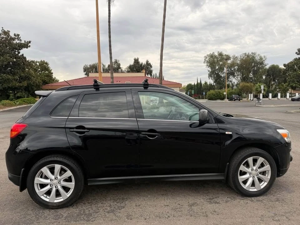 2013 Mitsubishi Outlander Sport - Image 3 of 20