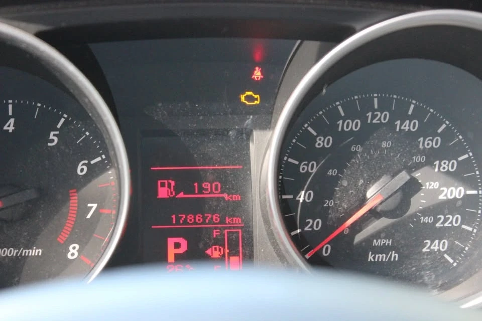2013 Mitsubishi RVR - Image 10 of 16