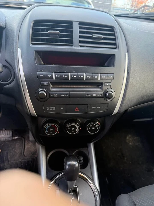 2013 Mitsubishi RVR - Image 6 of 19