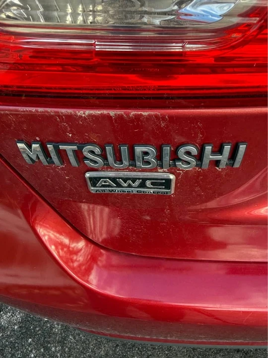 2013 Mitsubishi RVR - Image 17 of 19