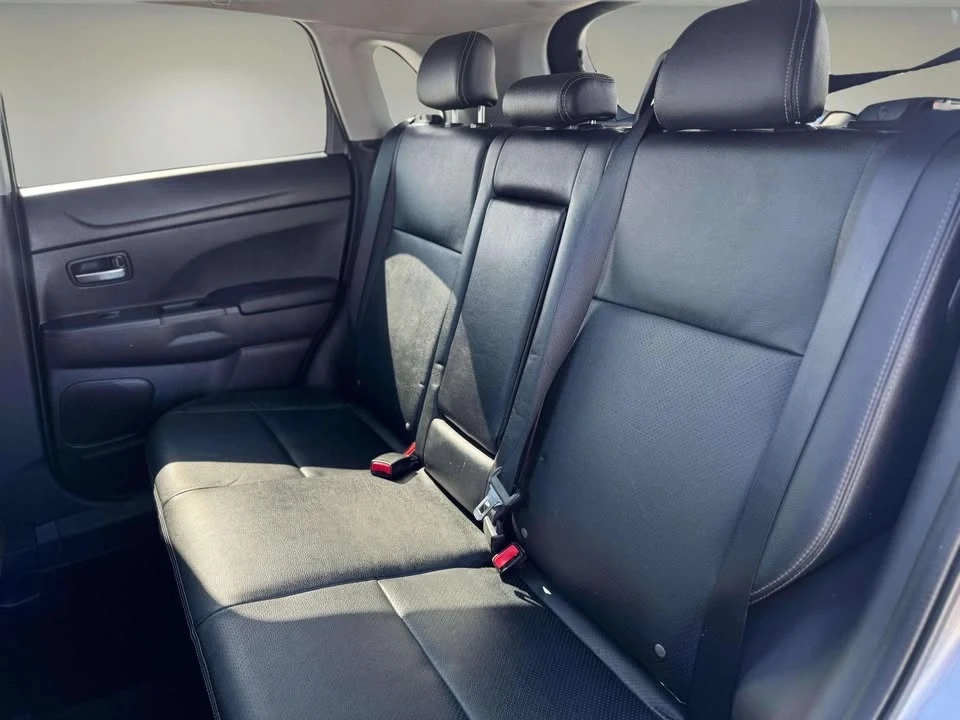 2013 Mitsubishi RVR - Image 18 of 20