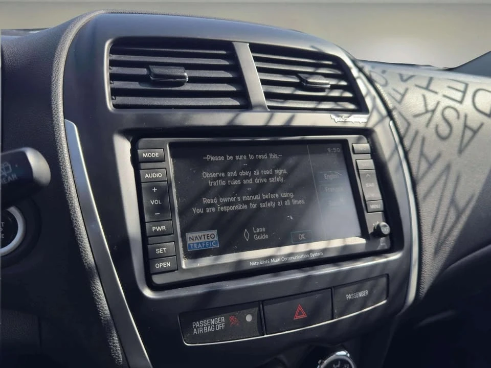 2013 Mitsubishi RVR - Image 10 of 20