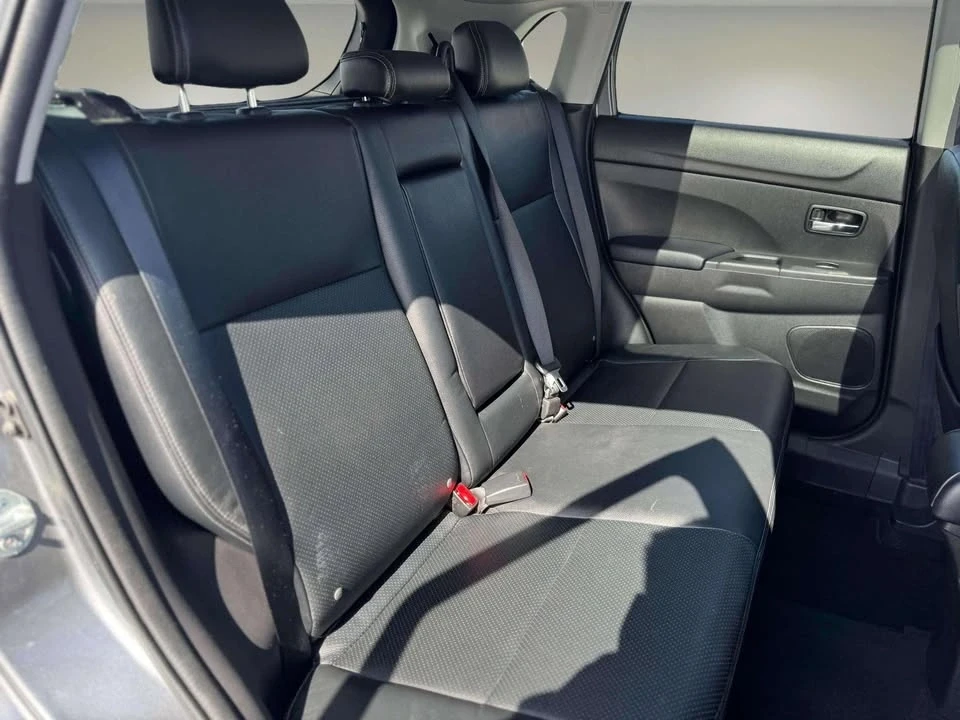 2013 Mitsubishi RVR - Image 17 of 20