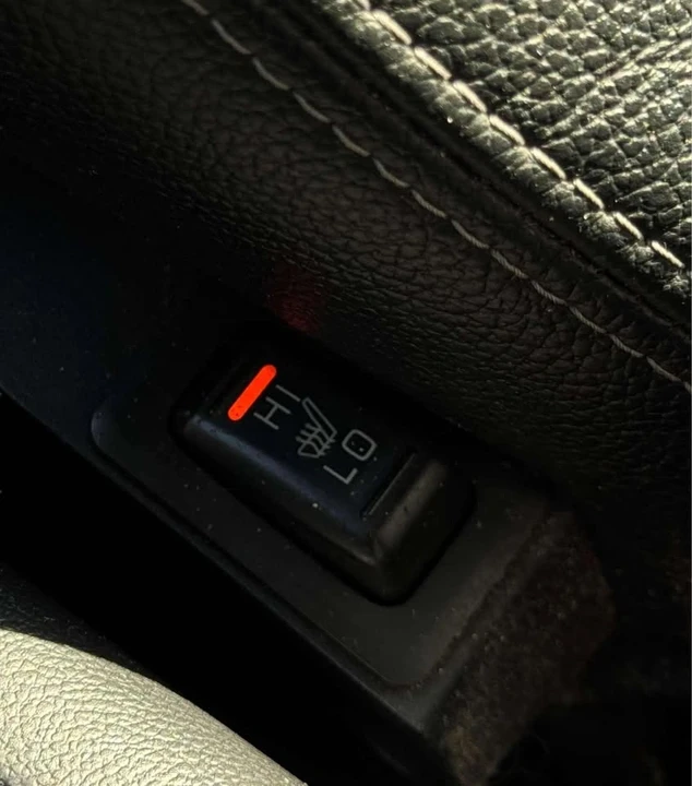 2013 Mitsubishi RVR - Image 7 of 20