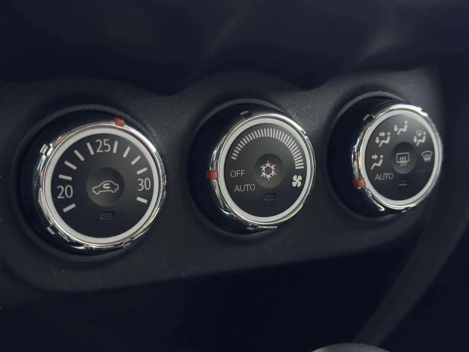 2013 Mitsubishi RVR - Image 12 of 20