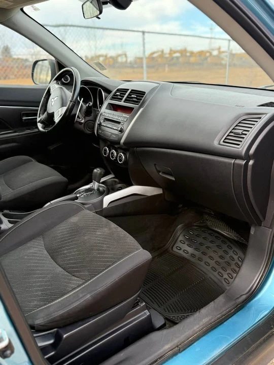 2013 Mitsubishi RVR - Image 4 of 8