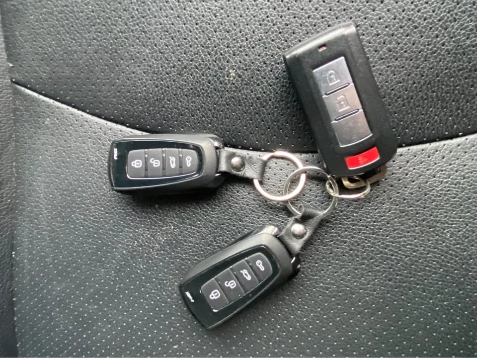 2013 Mitsubishi Outlander Sport - Image 10 of 12