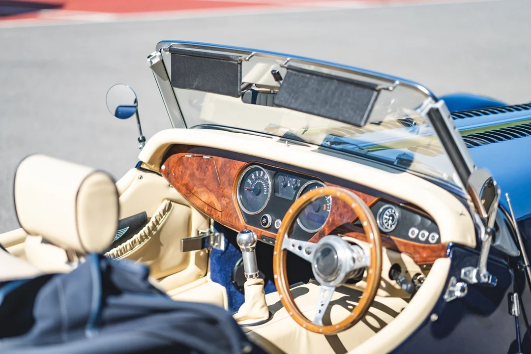 2013 Morgan Roadster - Image 27 of 30
