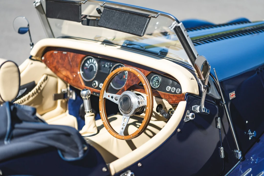 2013 Morgan Roadster - Image 26 of 30