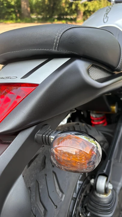 2013 Moto Guzzi V7 (2007+) - Image 25 of 31