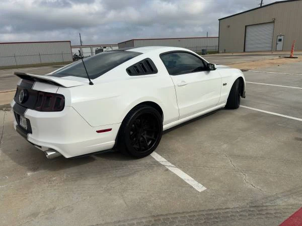2013 Ford S197 Mustang - Image 6 of 15