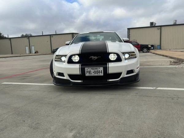2013 Ford S197 Mustang - Image 2 of 15