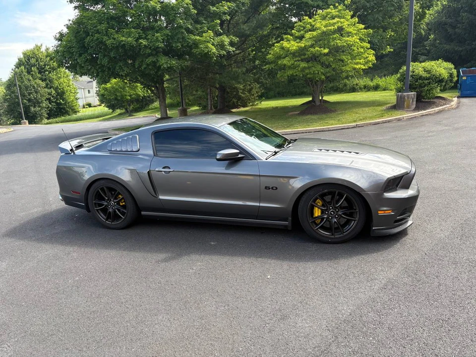 2014 Ford S197 Mustang GT - Image 4 of 24