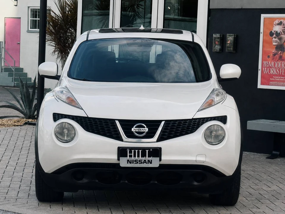 2013 Nissan Juke - Image 2 of 16