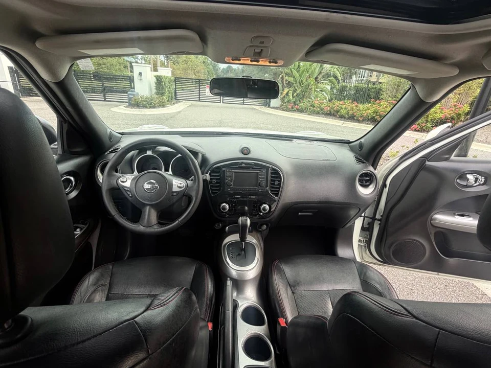 2013 Nissan Juke - Image 13 of 16
