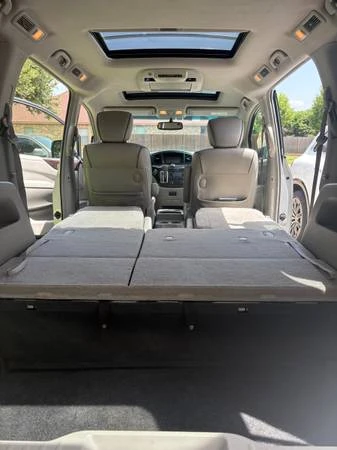 2013 Nissan Quest - Image 15 of 31