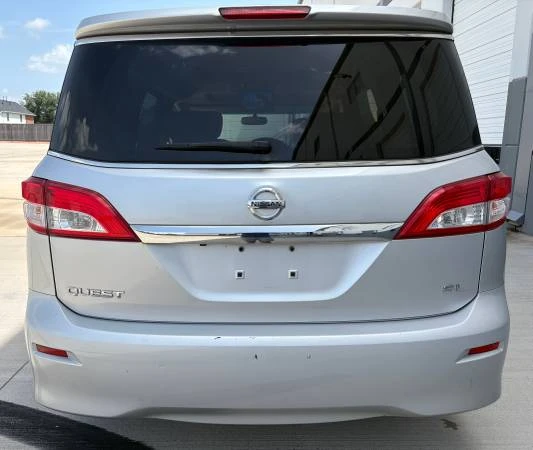 2013 Nissan Quest - Image 5 of 31