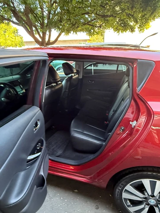 2013 Nissan Leaf - Image 4 of 13