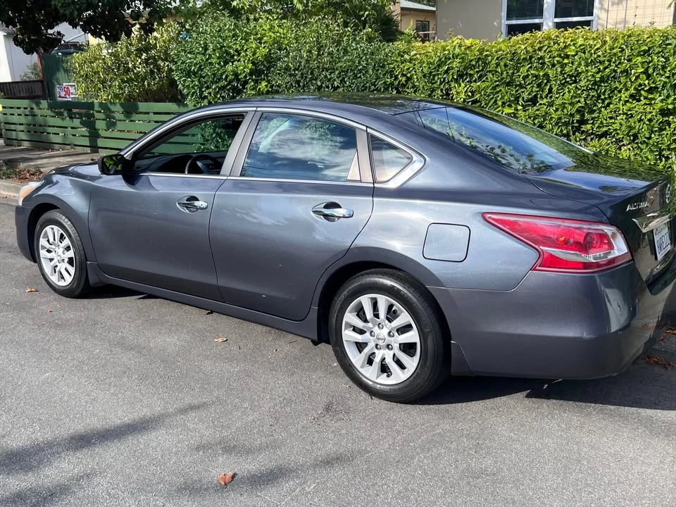 2013 Nissan Altima 5th Gen - Image 9 of 16