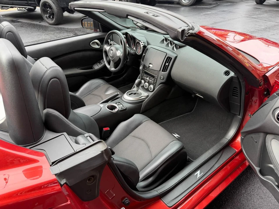 2013 Nissan 370Z 6th Gen - Image 27 of 31
