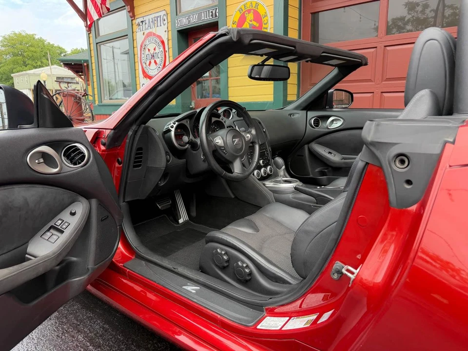 2013 Nissan 370Z 6th Gen - Image 19 of 31