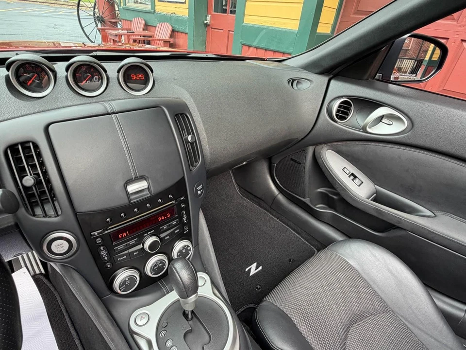 2013 Nissan 370Z 6th Gen - Image 30 of 31