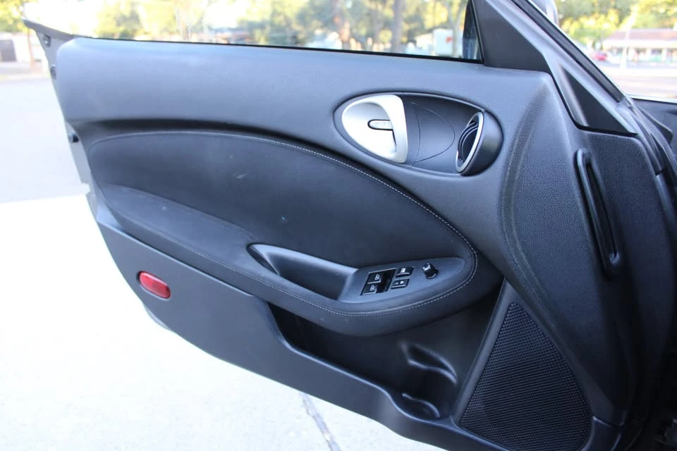 2013 Nissan 370Z 6th Gen - Image 9 of 19