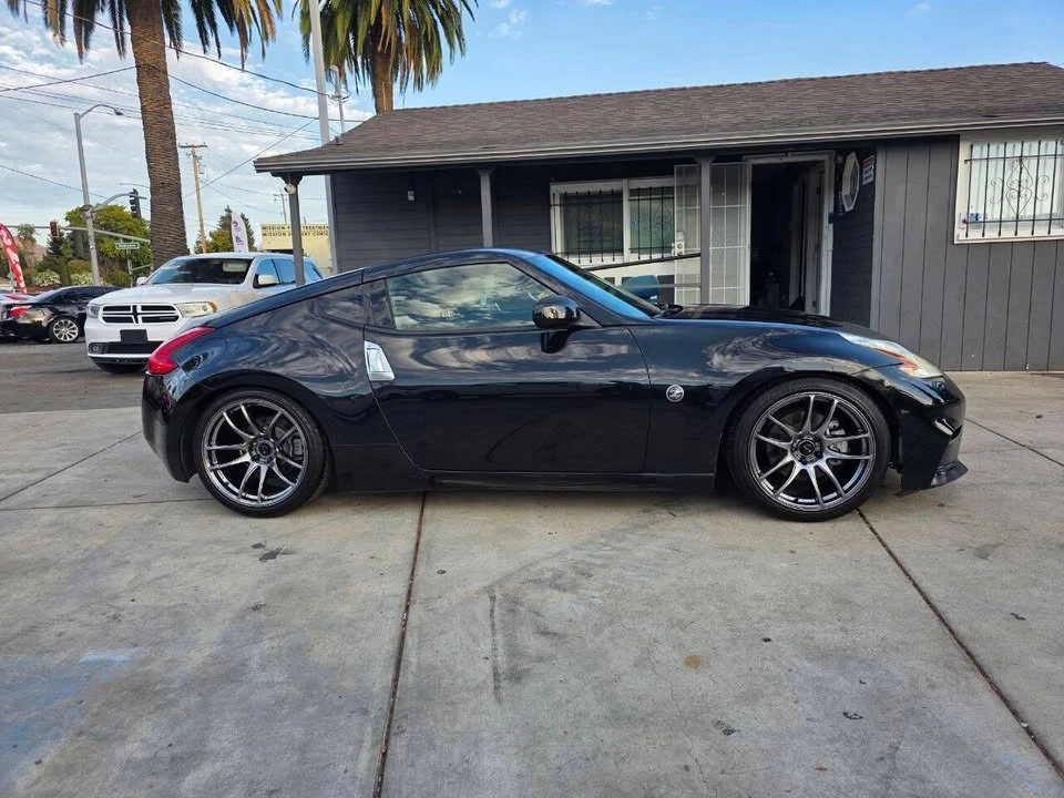 2013 Nissan 370Z 6th Gen - Image 3 of 16