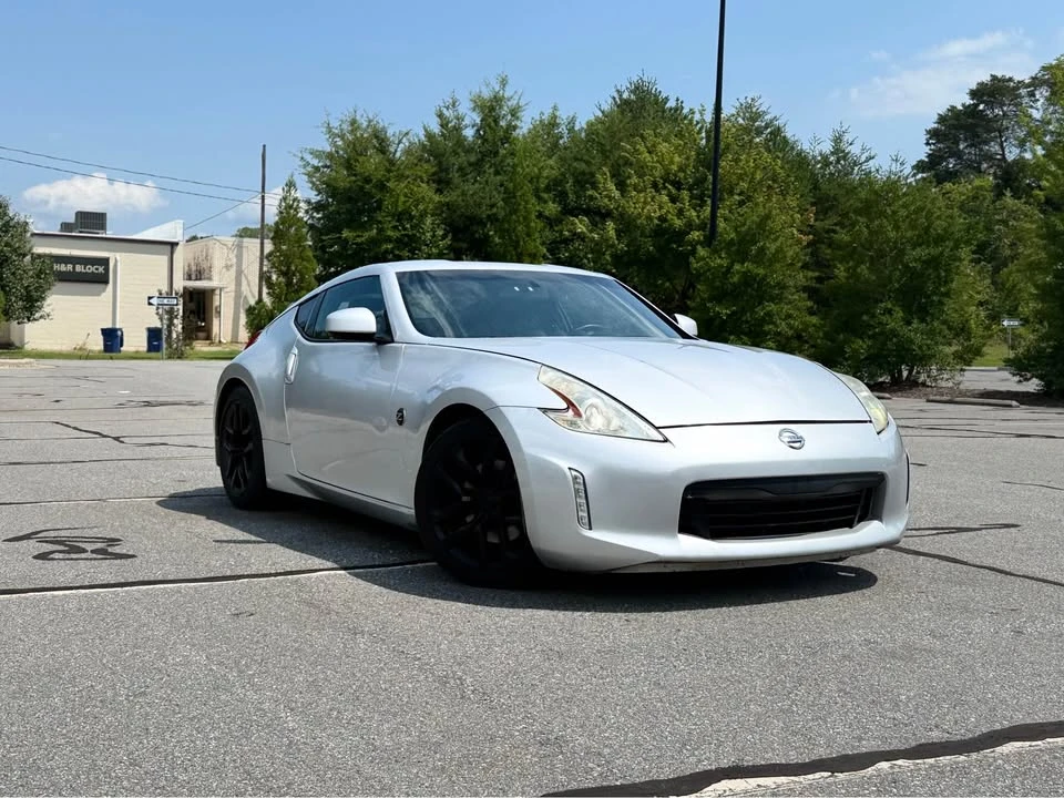 2013 Nissan 370Z 6th Gen - Image 5 of 19