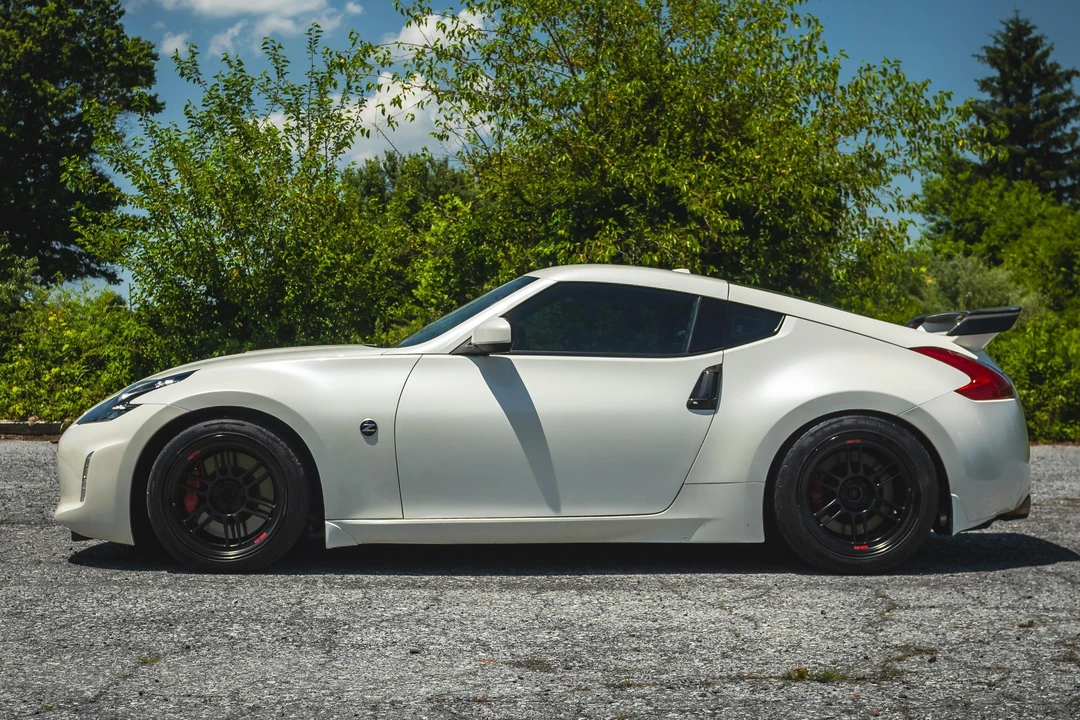 2013 Nissan 370Z 6th Gen - Image 3 of 31