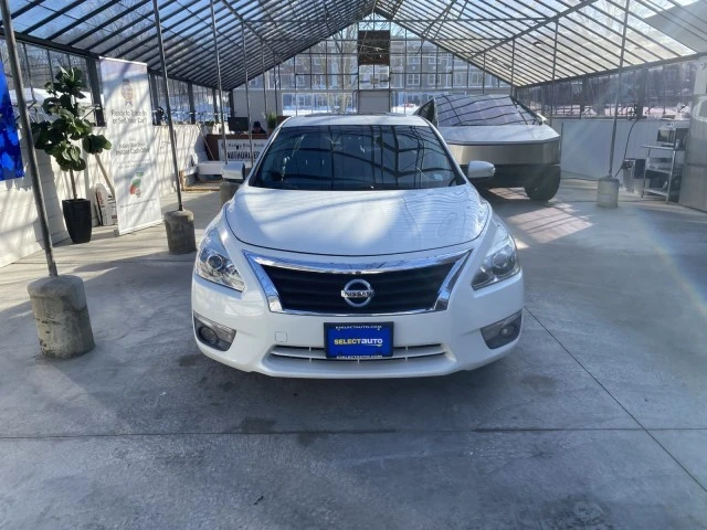 2013 Nissan Altima 5th Gen - Image 2 of 21