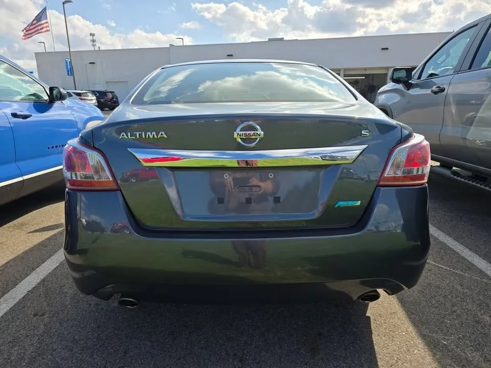 2013 Nissan Altima 5th Gen - Image 4 of 4