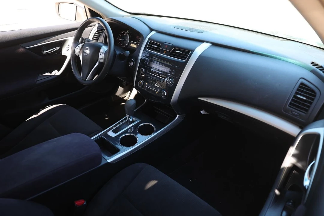 2013 Nissan Altima 5th Gen - Image 15 of 21
