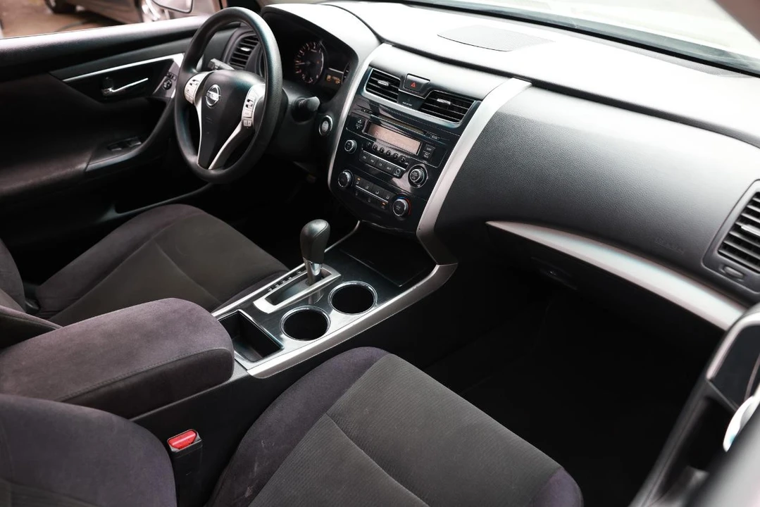 2013 Nissan Altima 5th Gen - Image 16 of 31