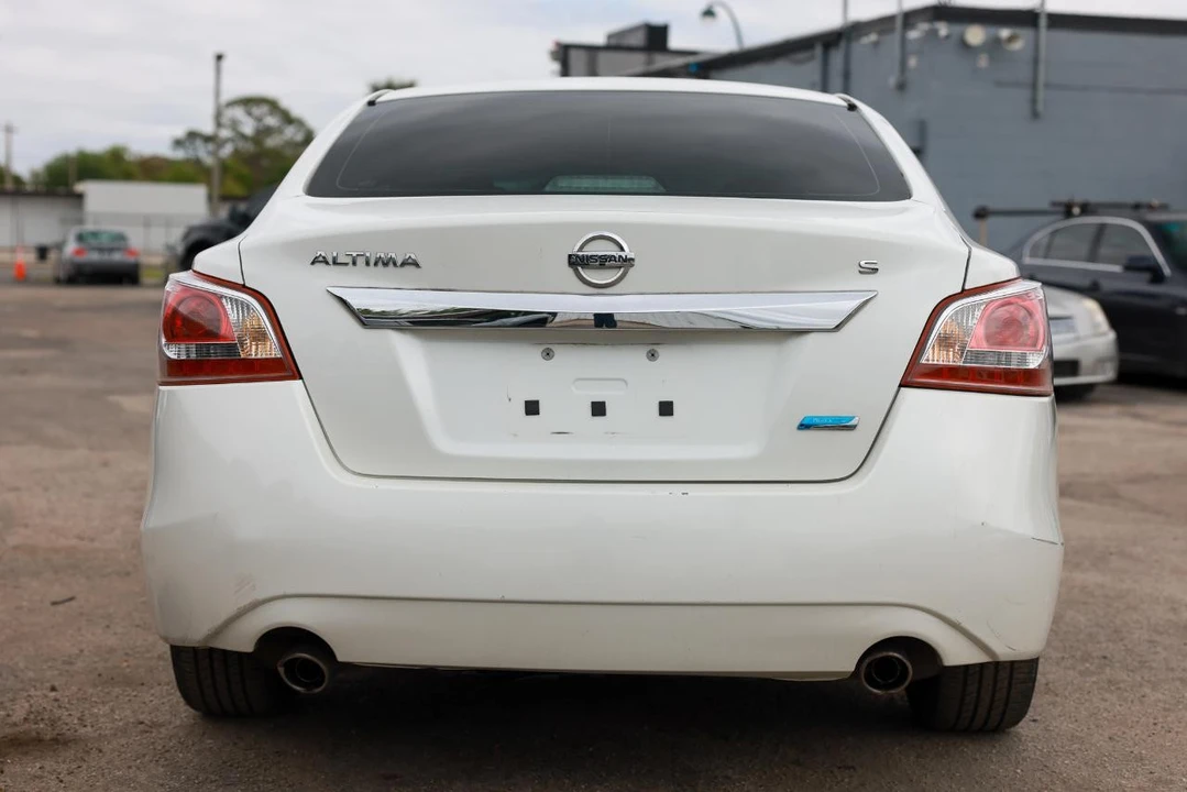 2013 Nissan Altima 5th Gen - Image 7 of 31