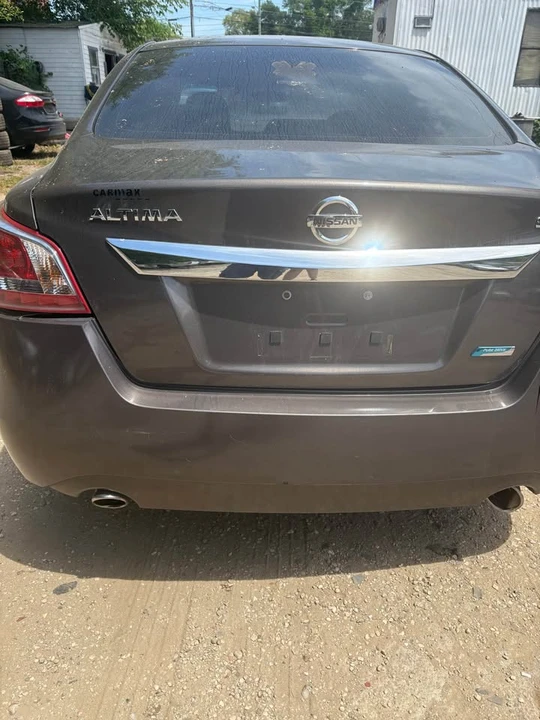 2013 Nissan Altima - Image 3 of 4
