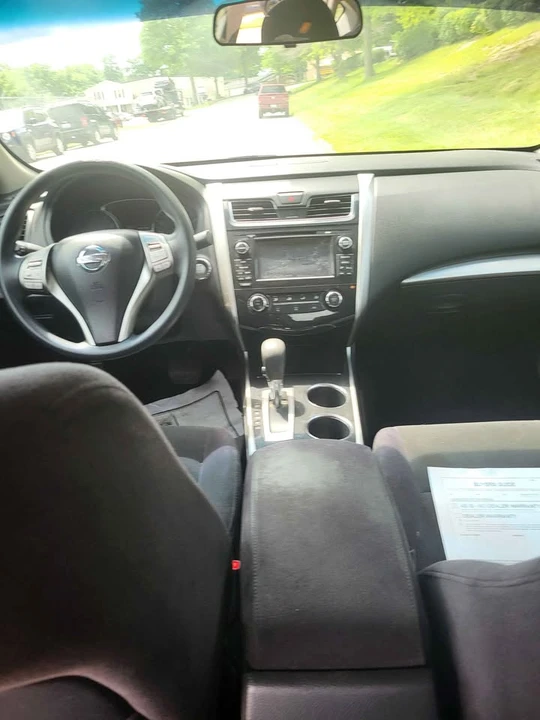 2013 Nissan Altima - Image 8 of 9