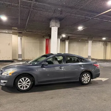 2013 Nissan Altima 2.5 S Sedan 4D