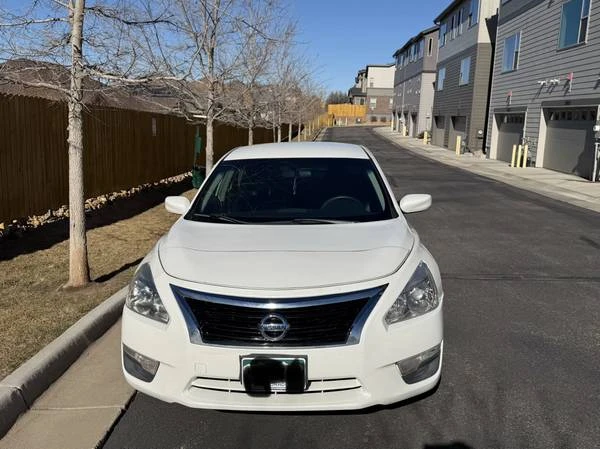 2013 Nissan Altima 5th Gen - Image 5 of 15