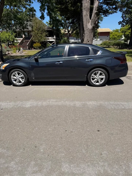 2013 Nissan Altima 5th Gen - Image 4 of 11