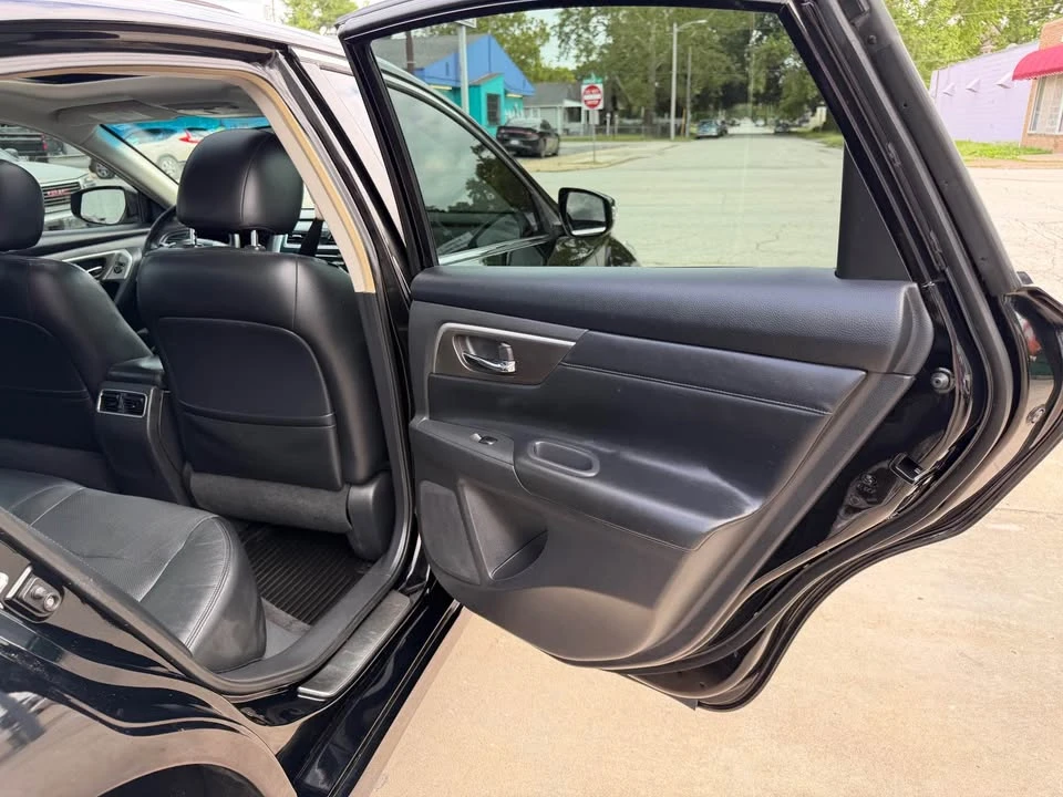 2013 Nissan Altima 5th Gen - Image 15 of 20