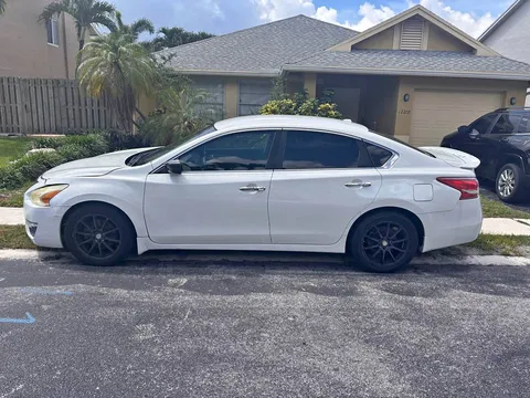 2013 Nissan Altima 2.5 SV
