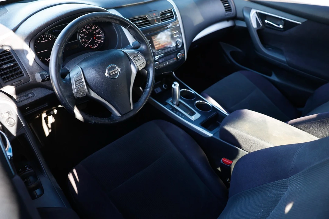 2013 Nissan Altima 5th Gen - Image 4 of 12