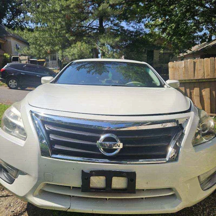 2013 Nissan Altima - Image 3 of 6