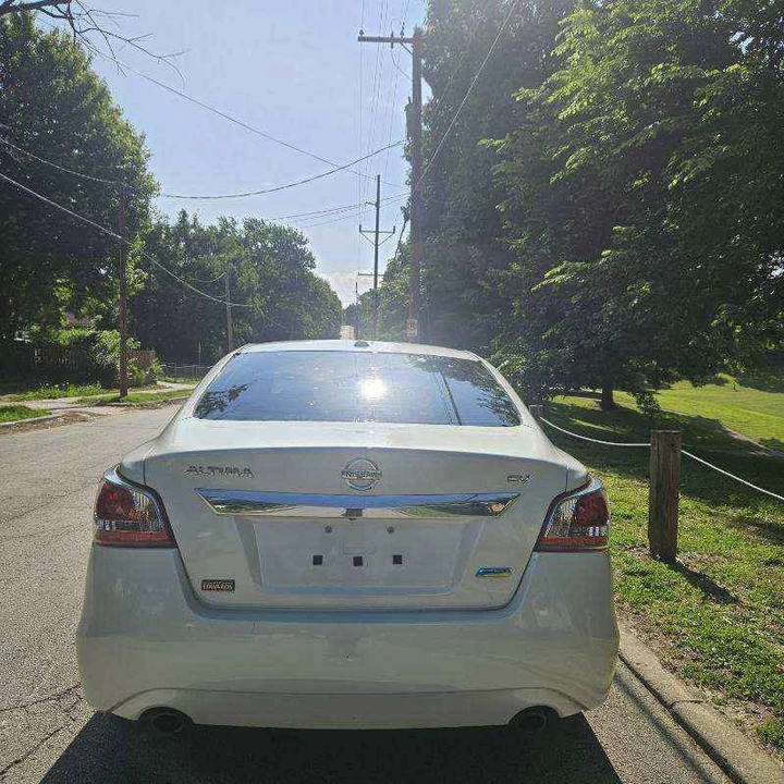 2013 Nissan Altima - Image 2 of 6