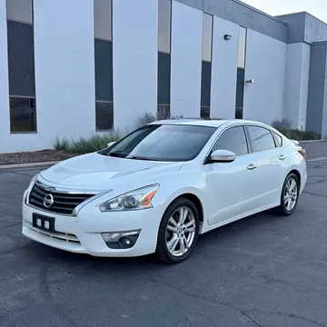 2013 Nissan Altima 3.5 SL Sedan 4D