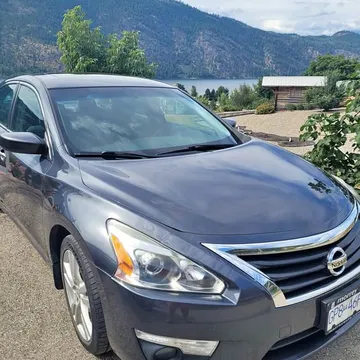 2013 Nissan Altima SV