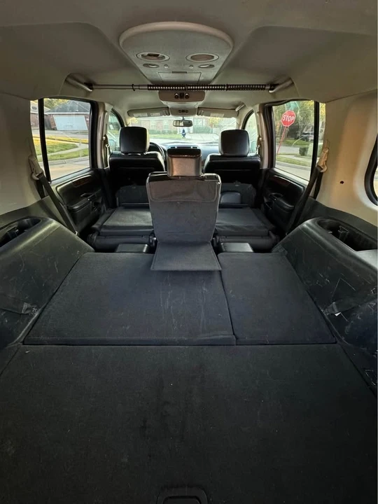 2013 Nissan Armada - Image 16 of 20