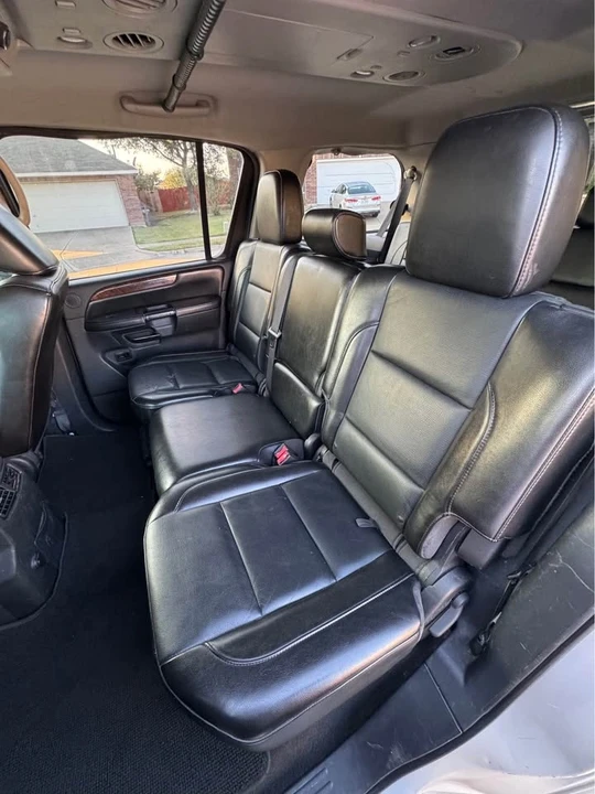 2013 Nissan Armada - Image 13 of 20